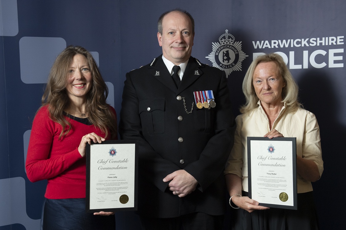 Awards 2CR