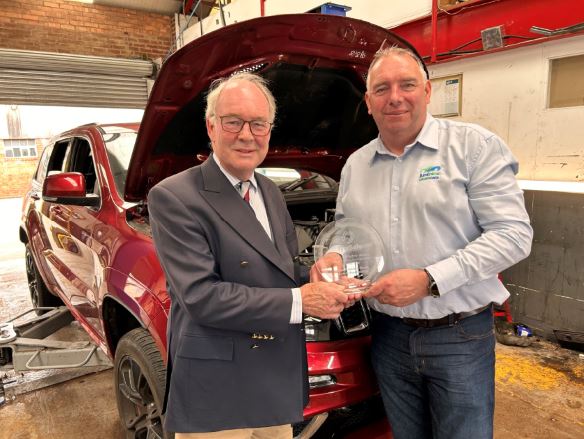 Warwickshire Road Safety Partnership wins national award for vehicle safety work