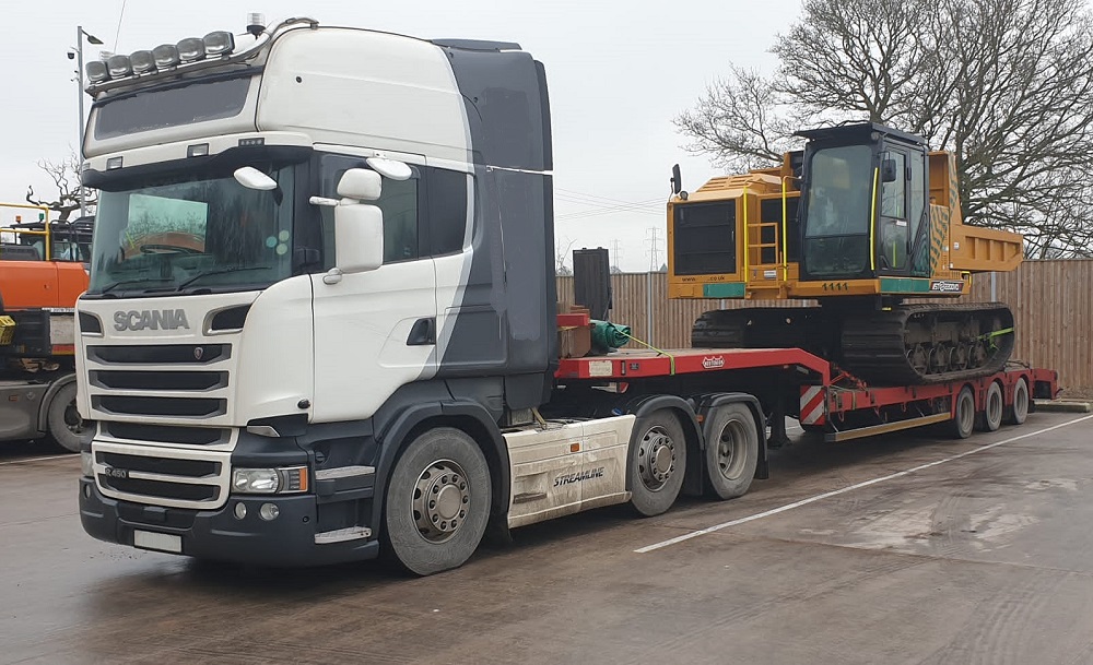 Joint operation prohibits dangerous large vehicles from using our roads 