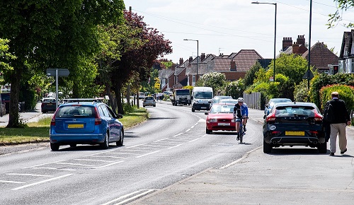 Road safety advice for drivers and cyclists who #ShareTheSpace on Warwickshire’s roads
