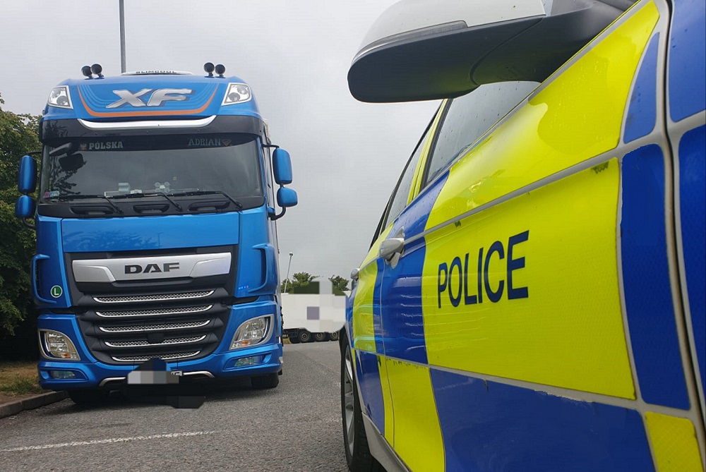 Warwickshire Police’s Commercial Vehicle Unit is supporting the national #ReadyfortheRoad campaign