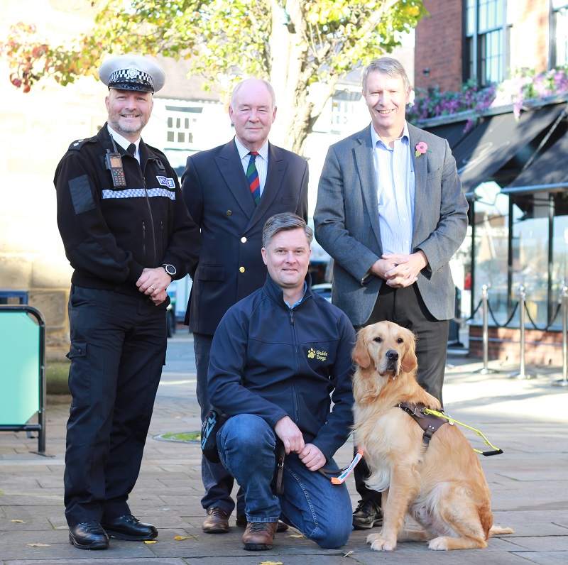 Guide Dogs joins Warwickshire Road Safety Partnership in asking the public not to buy e-scooters this Christmas 