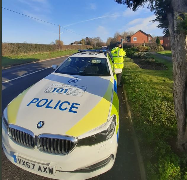 Atherstone and Coleshill SNT conducting speed checks during Road Safety Week 2020